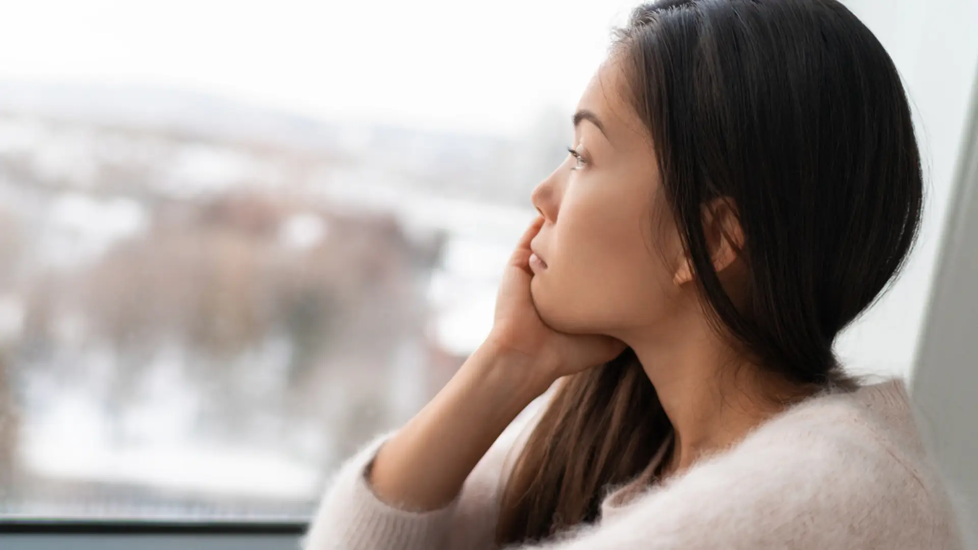 How to Identify Signs of Depression in Women? Unseen Signals, A Crisis Unfolding.